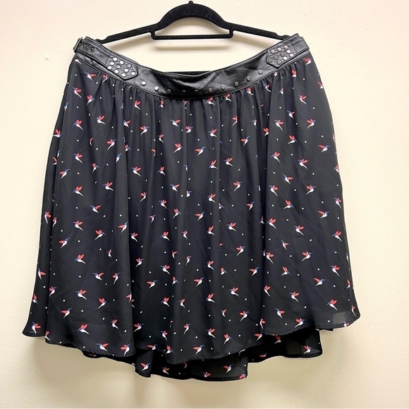 NWT TORRID Hummingbird studded chiffon swing Pleated western skirt 14 - Picture 1 of 10